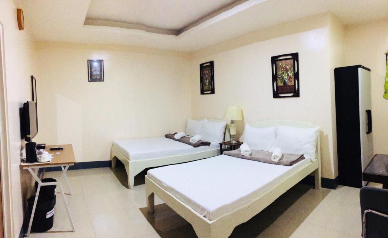 B&J Guesthouse And Tours Tagbilaran City Kültér fotó