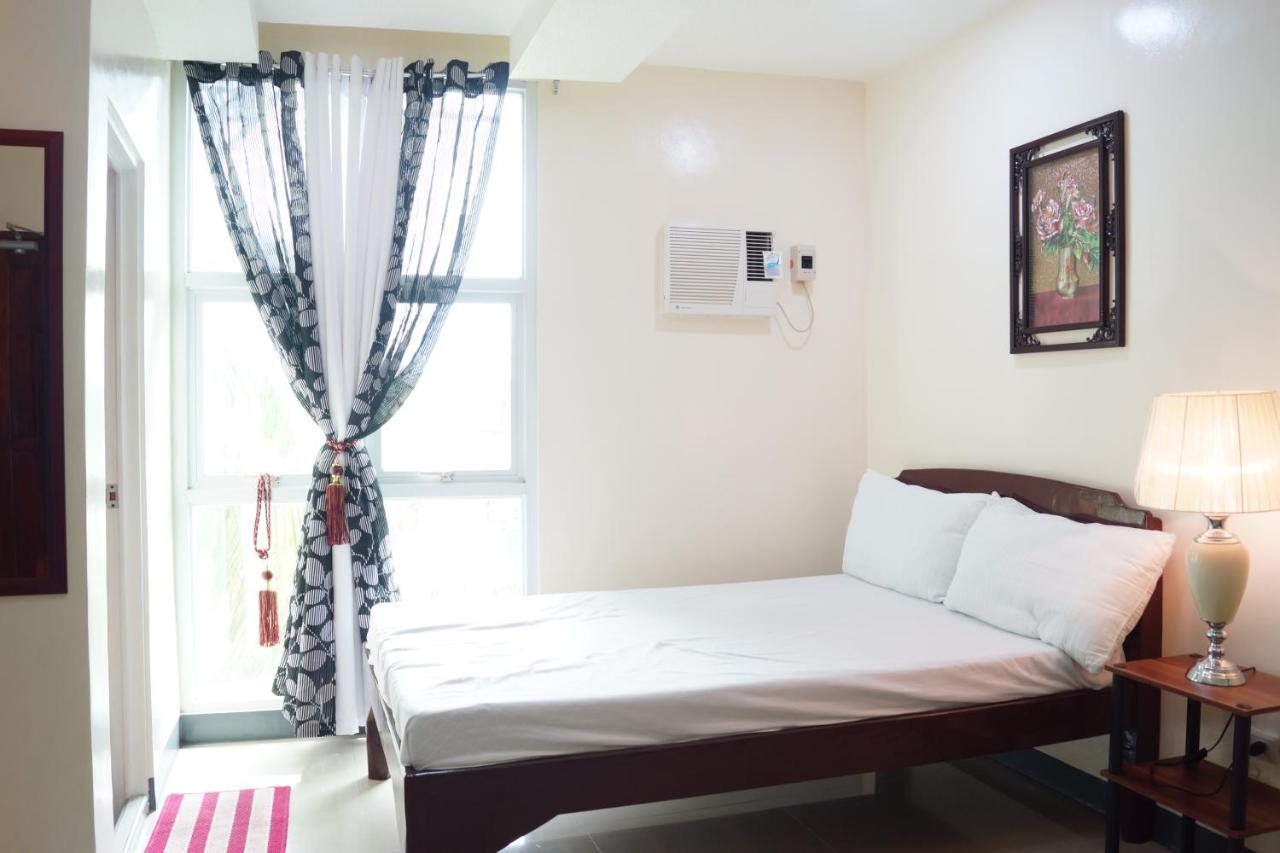 B&J Guesthouse And Tours Tagbilaran City Kültér fotó