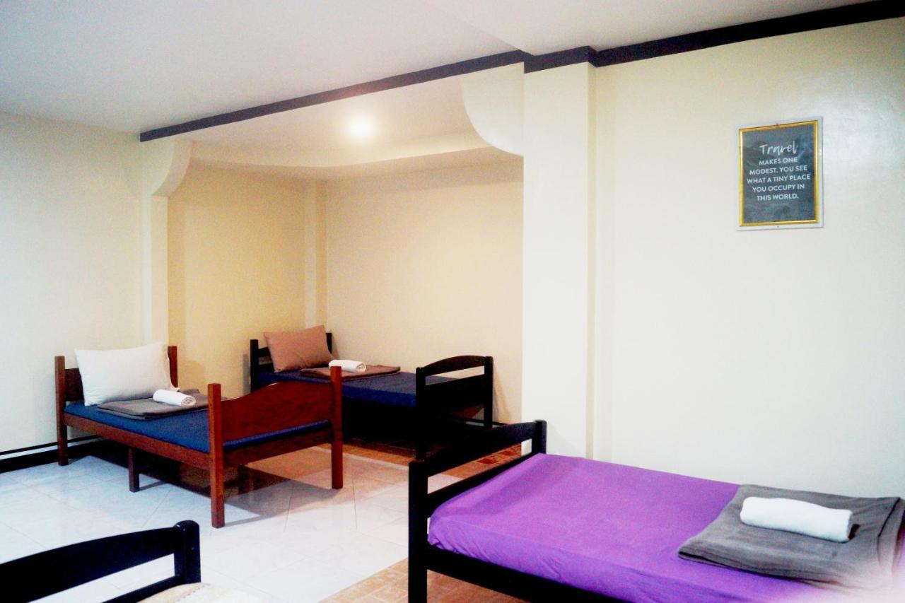 B&J Guesthouse And Tours Tagbilaran City Kültér fotó